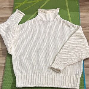 Suzy Shier Ivory Turtleneck Sweater